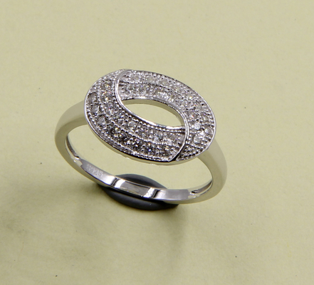 Ring Swirl Round Oval 925 Sterling Silver Eternity Bands con Zirconia Cubica AAA per l'anniversario di matrimonio