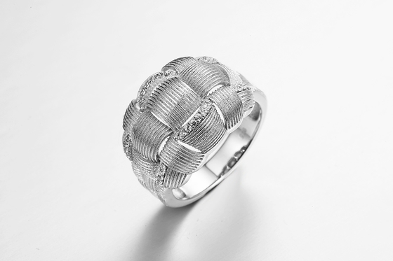 La CZ Sterling Silver Rings Custom Engraving 4,31 grammi avvolge l'anello