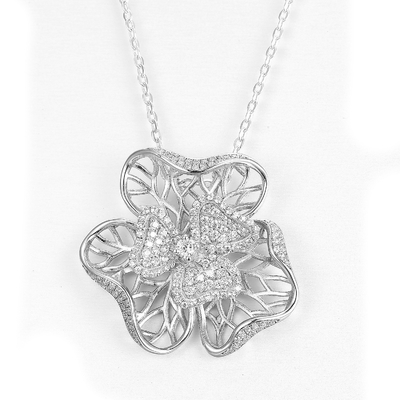 Pendente d'argento 5.38g Sterling Silver Flower Pendant di Chanel 925 CZ