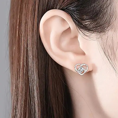 925 perni d'argento alla moda dell'orecchio, 925 orecchini d'argento di Sterling Heart Shaped CZ