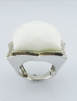 Anelli in argento sterlina 925 di forma irregolare di agate bianca per donne Anelli in argento sterlina con pietre