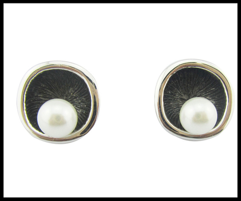 Perla Rotonda Bianco Perla Stile Classico Argento 925 Gioielli Set con AAA CZ e Rhodium Plating Sterling Silver Wedding