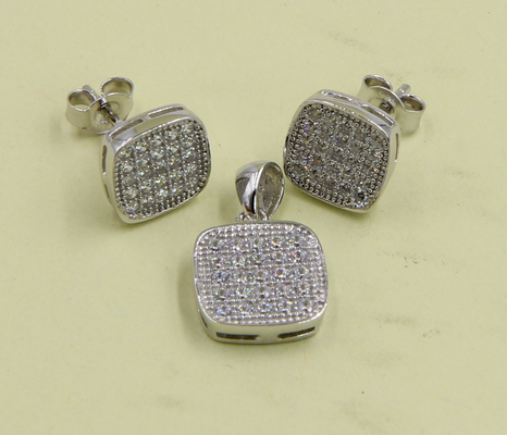 925 Sterling Silver Stud Ohrringe With Cubic Zirconia Stones Square Ohrringe Stud Unique CZ High