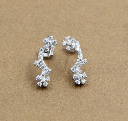 925 Sterling Silver Cubic Zirconia Stud Orecchini Filati Orecchini Forma di fiore Sterling silver Orecchini di fiori CZ Butterfly