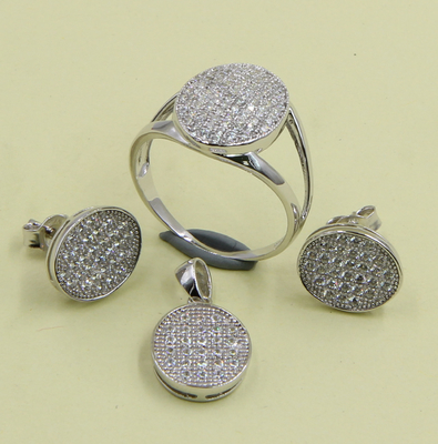 2-5g Ovale 925 Argento Cubico Zirconia Stud Orecchini per gioielleria