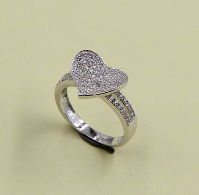 Anello di cuore Elegante 925 Anelli in argento sterling con AAA CZ Pave Setting in Round Oval Heart And Marquise Shapes