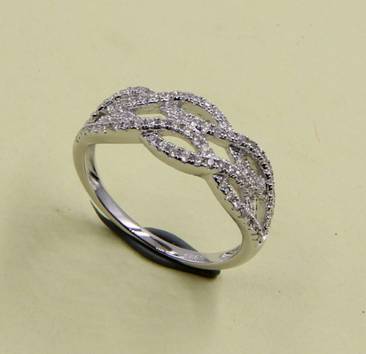 Pave Prong Heart Shape Wedding Band Ring 925 Silver CZ Eternity Band Anelli Dimensioni 5-10 Sterling Silver Spoon Anelli