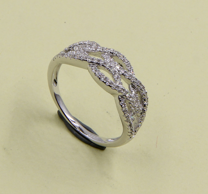 Pave Prong Heart Shape Wedding Band Ring 925 Silver CZ Eternity Band Anelli Dimensioni 5-10 Sterling Silver Spoon Anelli